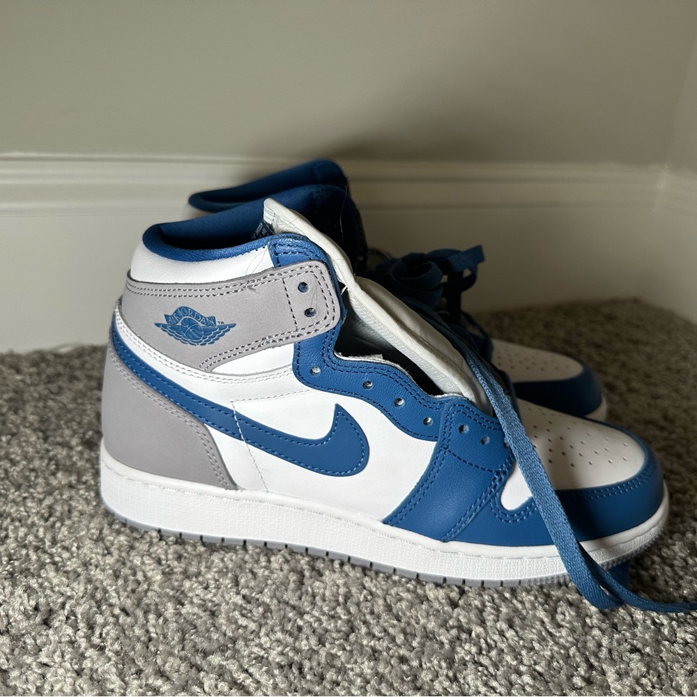 True blue Jordan 1